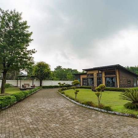 Saffronstays Paradise Pines, Dehradun - Cliff Villa With Valley & Forest Views Екстер'єр фото