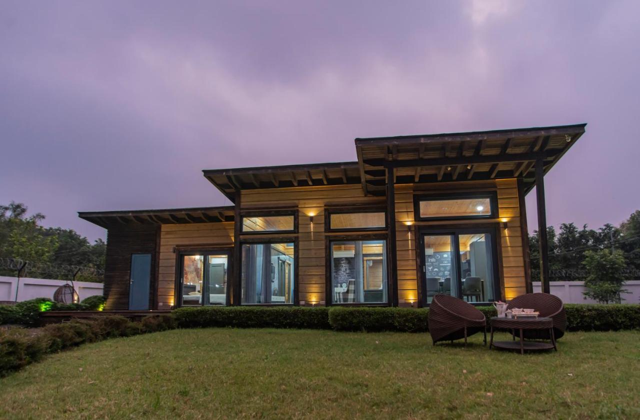 Saffronstays Paradise Pines, Dehradun - Cliff Villa With Valley & Forest Views Екстер'єр фото