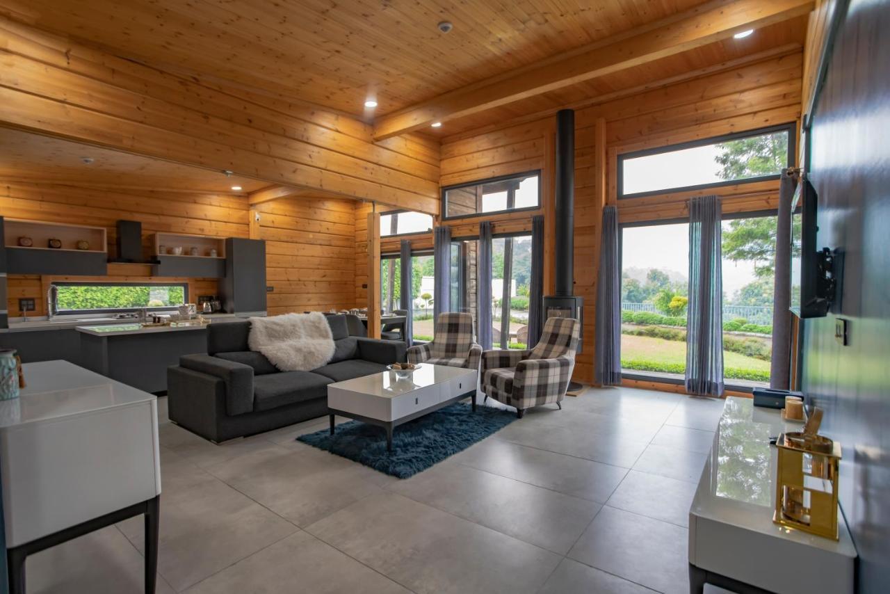 Saffronstays Paradise Pines, Dehradun - Cliff Villa With Valley & Forest Views Екстер'єр фото